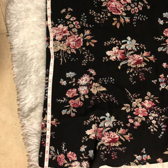 💝💕🎀BLACK FLORAL PRINT MOCK NECK DRESS - Picture 7 of 7